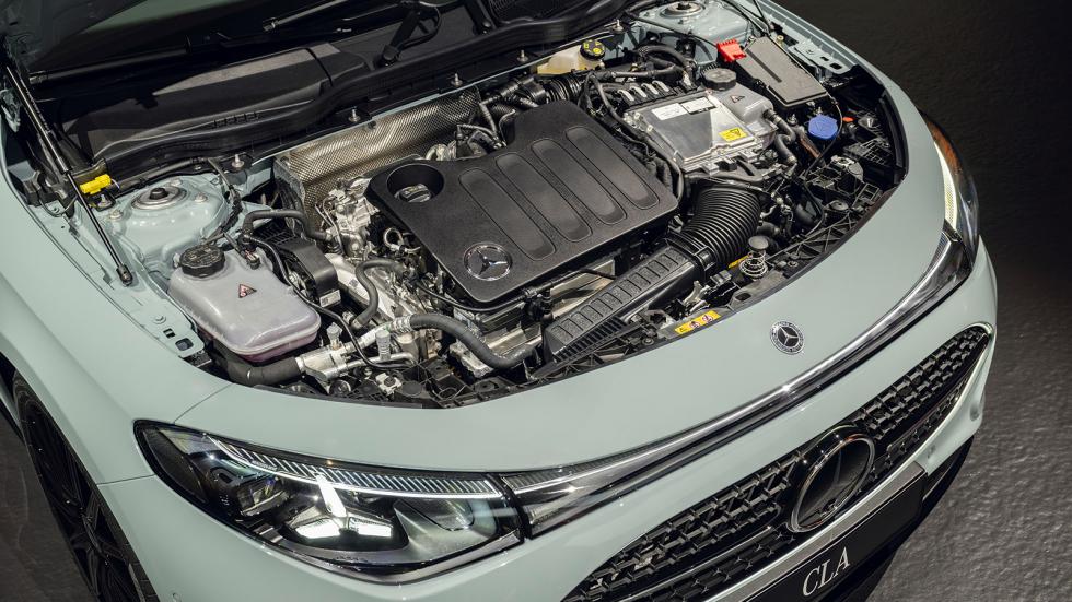 Νέα Mercedes CLA Hybrid: Ήπια υβριδική με έως 211 άλογα & τετρακίνηση  